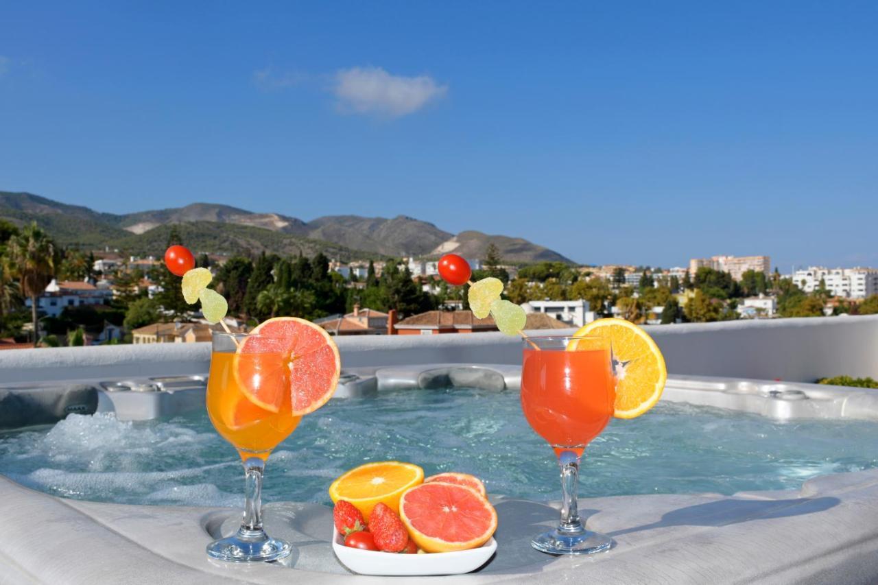 Ferienwohnung Isla De Benalmadena 1, Jacuzzi, 80M From The Sea, Ac, Bbq, Private Parking, Big Terrace Exterior foto