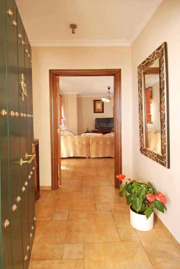 Ferienwohnung Isla De Benalmadena 1, Jacuzzi, 80M From The Sea, Ac, Bbq, Private Parking, Big Terrace Exterior foto