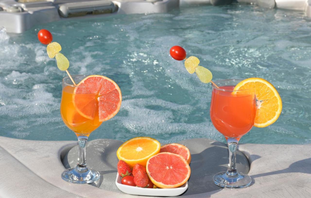 Ferienwohnung Isla De Benalmadena 1, Jacuzzi, 80M From The Sea, Ac, Bbq, Private Parking, Big Terrace Exterior foto