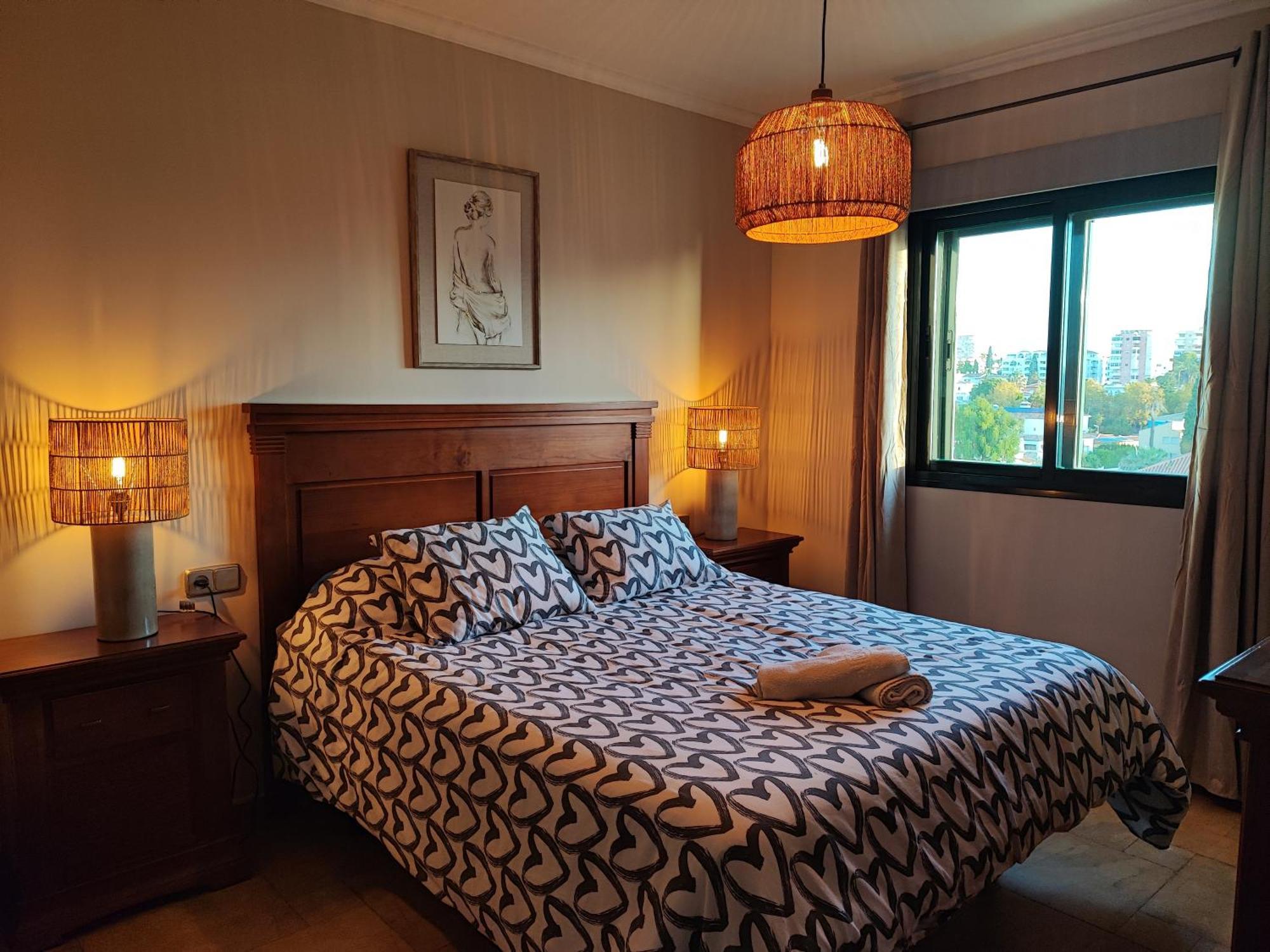 Ferienwohnung Isla De Benalmadena 1, Jacuzzi, 80M From The Sea, Ac, Bbq, Private Parking, Big Terrace Exterior foto